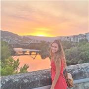 Maestra de inglés Educación Primaria. 
Clases de refuerzo de inglés a alumnos de Educación Primaria o Secundaria.